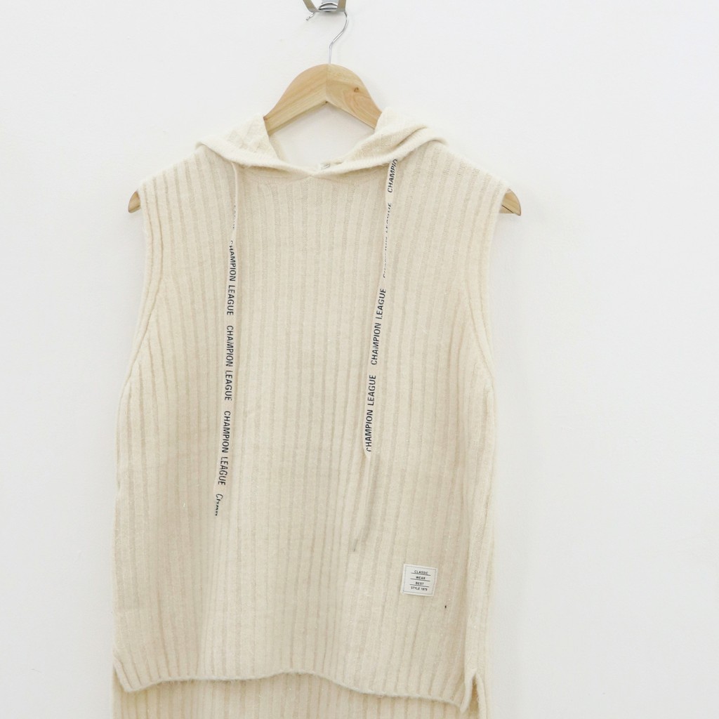 Oble knit hodie vest -Thejanclothes