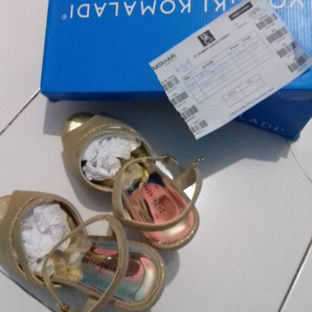 Sepatu Heels Yongki Komaladi