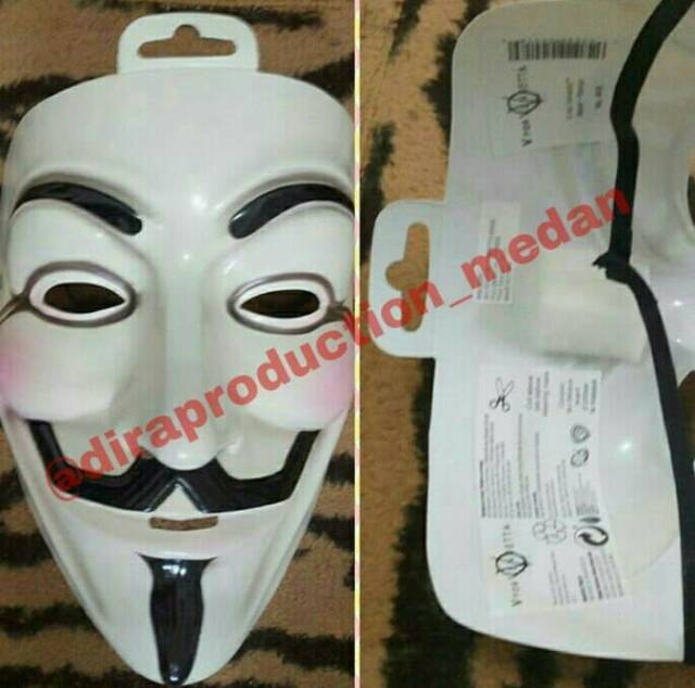 Topeng V for Vendetta Original Lisensi Warner Bros Bahan Plastik Lux Rubbies Anonymous Hacker Mask