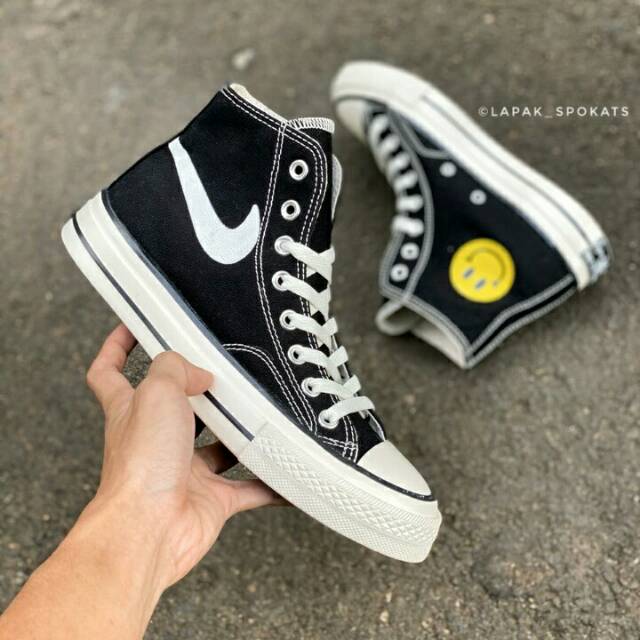 converse nike swoosh