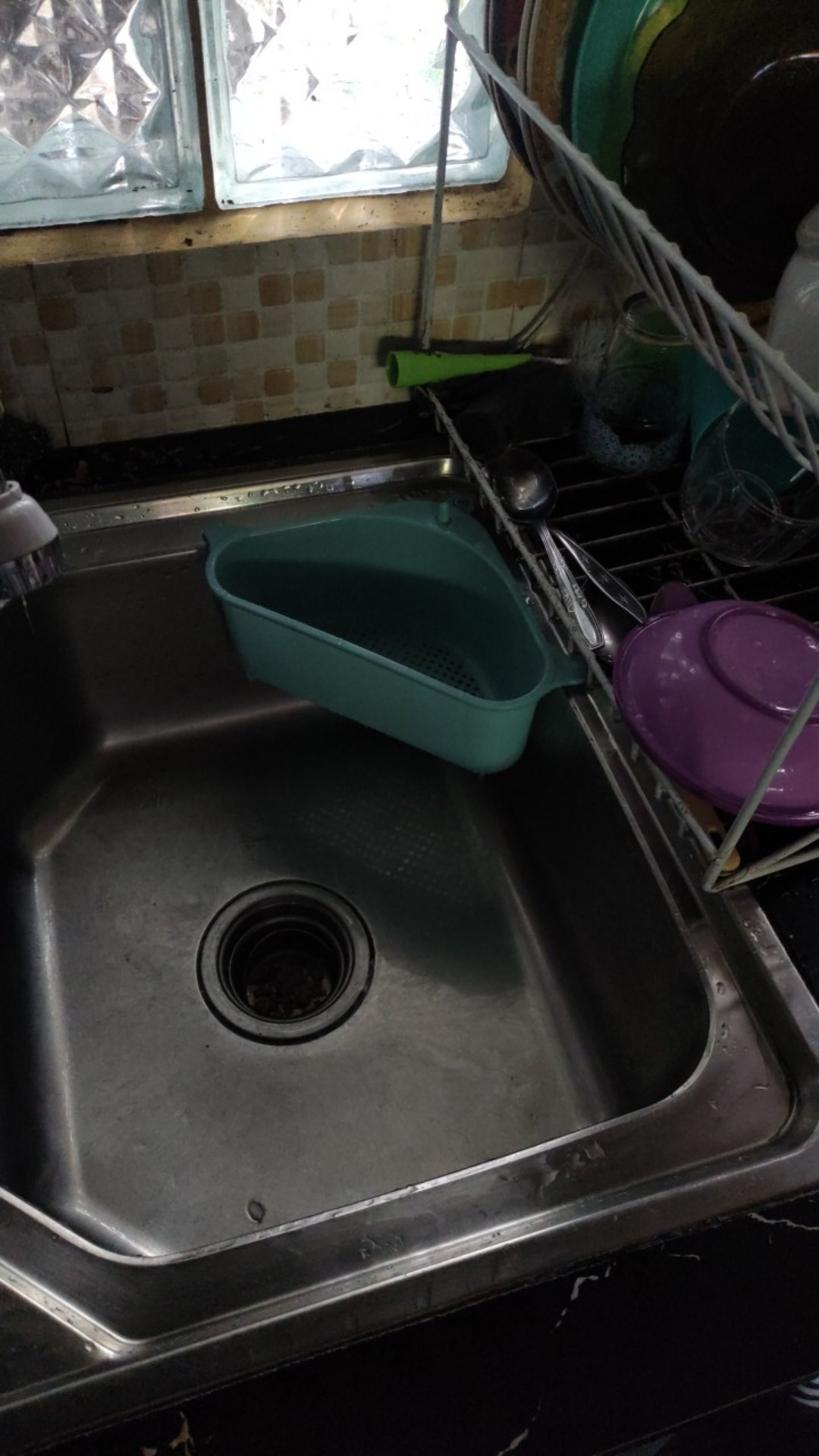 Rak Sudut Wastafel Segitiga - Rak Cuci Piring