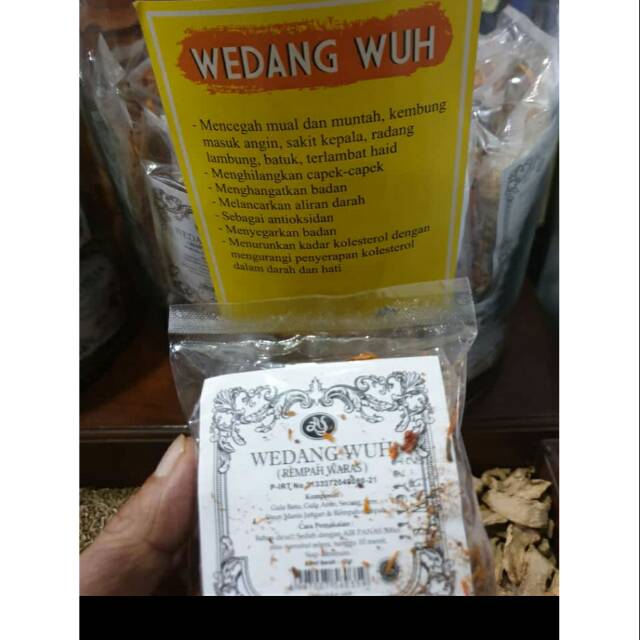 

Wedang Wuh sudah terdapat gula aren + gula batu