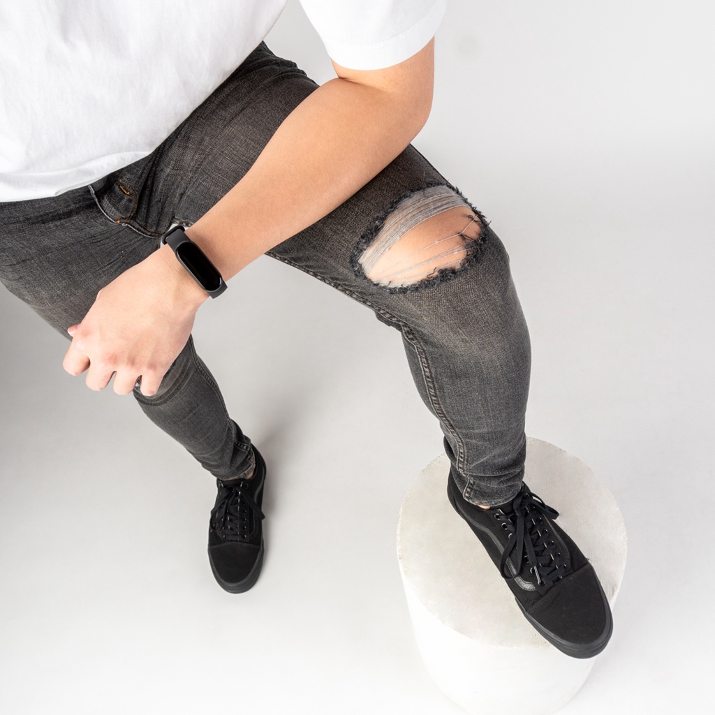 Celana Ripped Jeans Pria / Celana Jeans Sobek Bahan Stretch Denim - (UJ-31 RJ) - Misty Grey