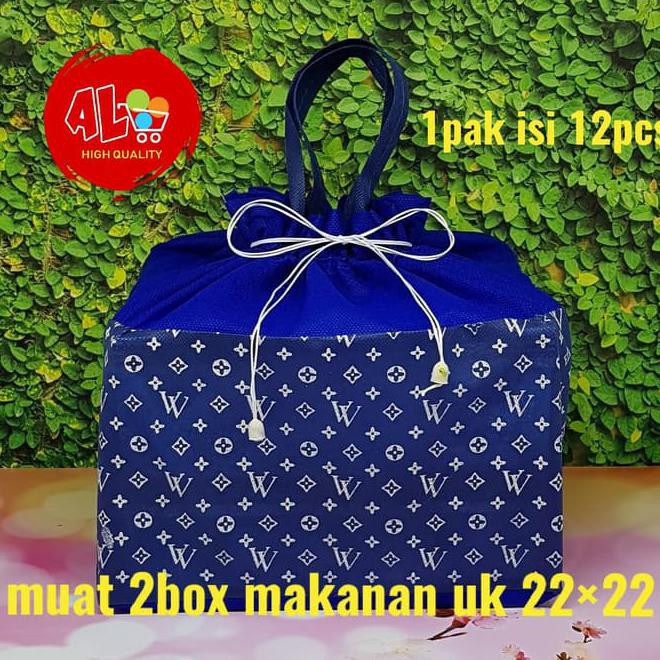 

Februari Maniss 12Pcs Tas Kain Serut Biru Lv Ut 2Dus 22X22 Goodie Bag Hajatan Syukuran - Biru Kode