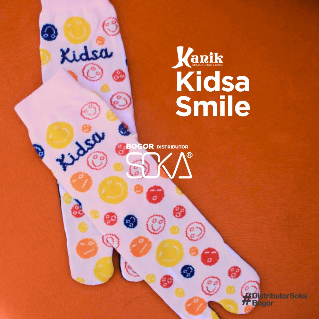 Kanik Kidsa Motif Smile - Kaos Kaki Anak Jempol Telapak Hitam