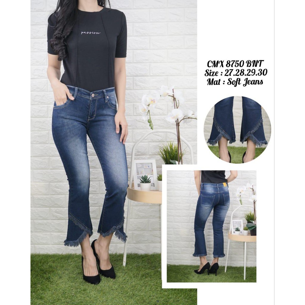 Celana Jeans Wanita Cutbray Kaki Kupu 27 28 29 30 Bisa Bayar Ditempat(COD)