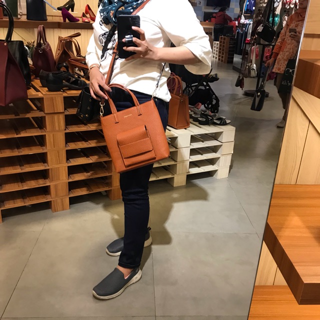 Hush puppies Flappy Tote