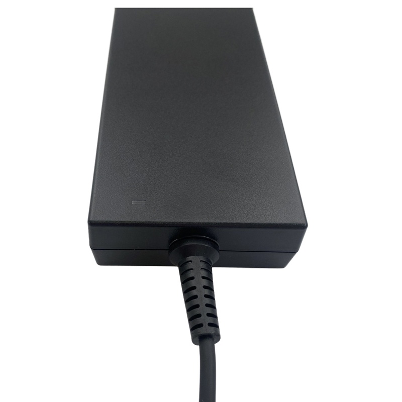 Zzz Adapter Charger AC 180W 20V 9A 4.5x 3.0mm Untuk MSI MS-17FS GL66 GF76 MS-17FS WF76 Sword 15 17