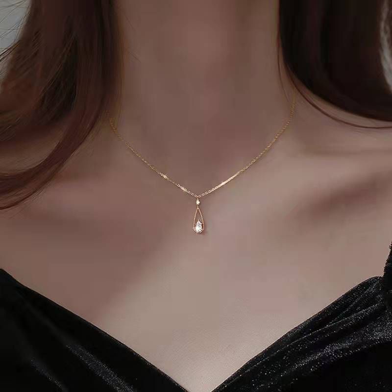 FerenHongXia Kalung Zircon drop necklace diamond shining simple clavicle chain necklace necklace l lubuk pakam l perbaungan l medan l deliserdang l serdangbedagai