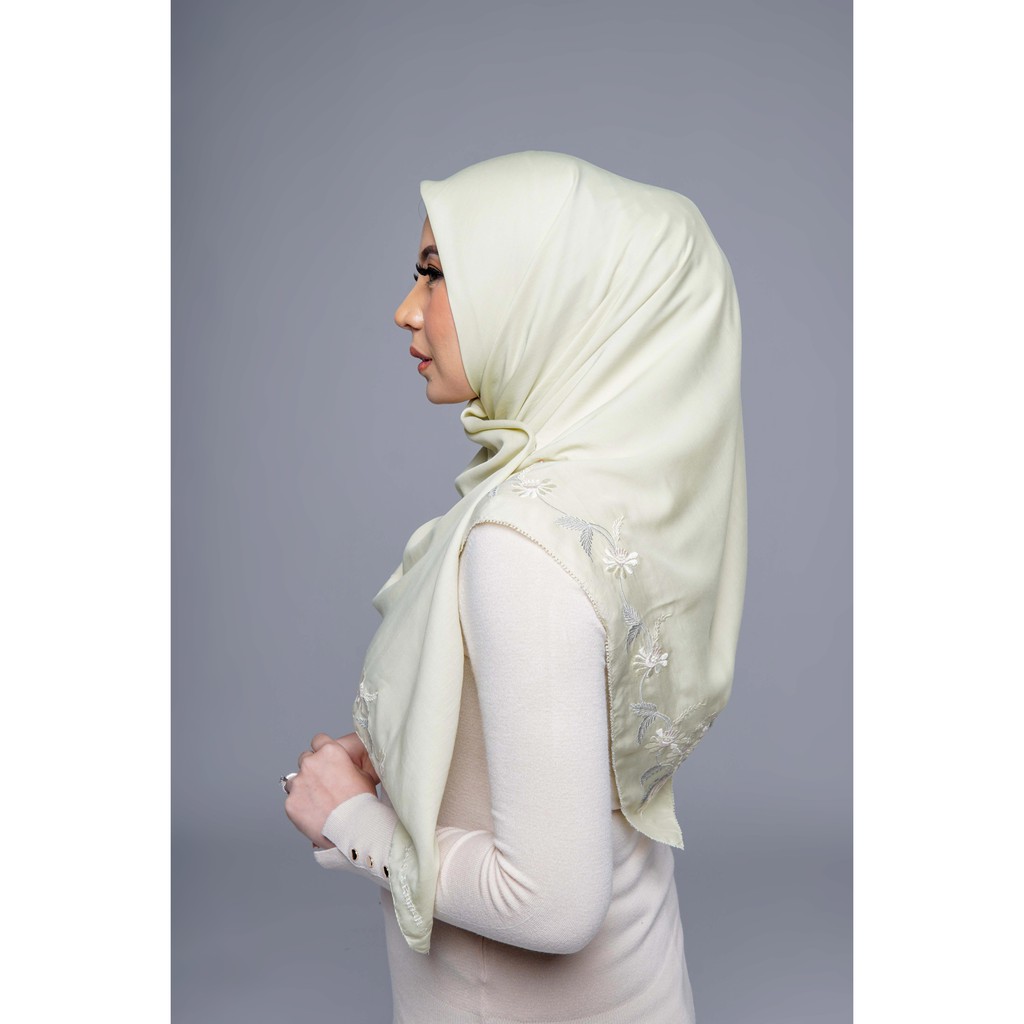 NIRNAYA SCARF MINT GREEN - JEDA X RUMAH AYU