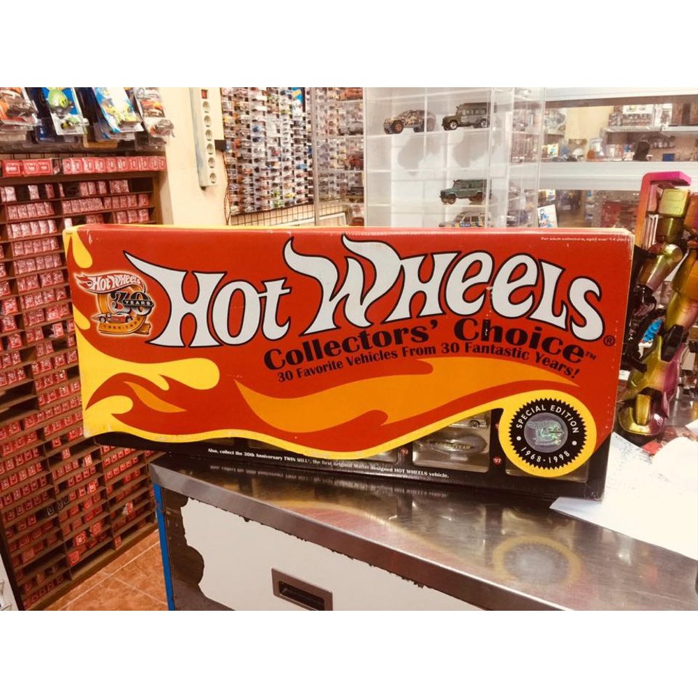 Hot Wheels 30th Years Collector Volkswagen Drag Bus Phil Rielhman