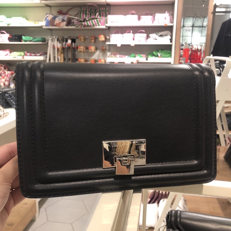 Sling Bag Stradivarius // tas Stradivarius // tas selempang Stradivarius // mini bag // tas rantai