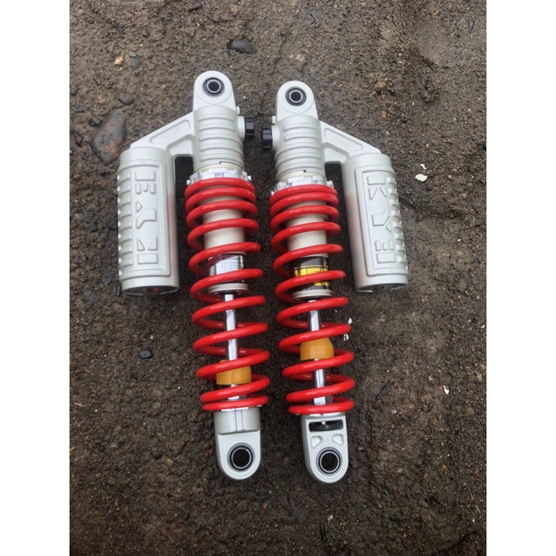skok belakang shockbreaker belakang KYB kompetisi 320mm merk HELIBARS