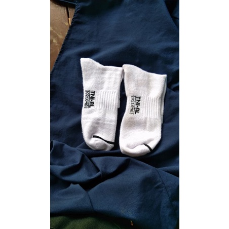 ( 1 lusin ) kaos kaki sport TNI AL putih polos bahan tebal adem lembut dan sangat nyaman dipakai gambar real pick peking rapih. harga grosir