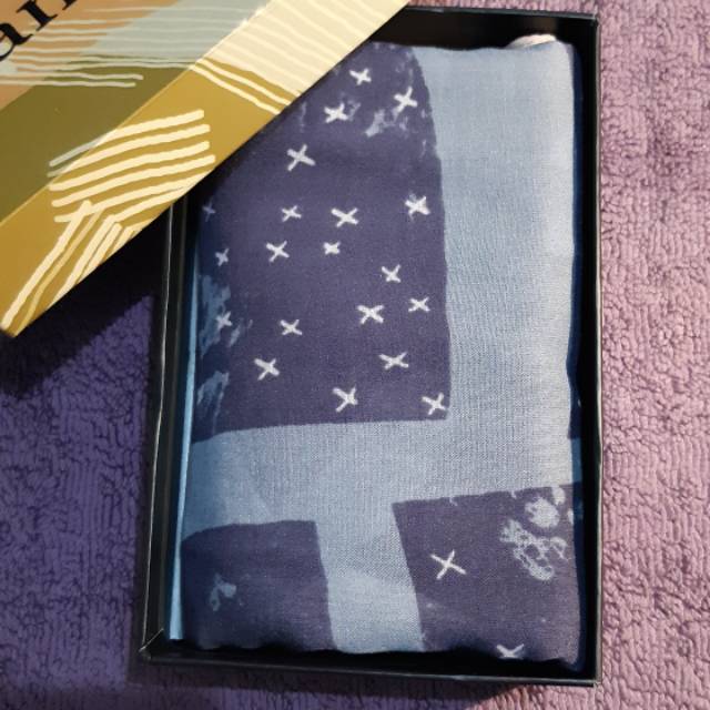 Malaga scarf by kami x hijabenka