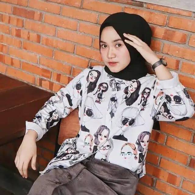 kemeja retro lengan panjang motif kartun