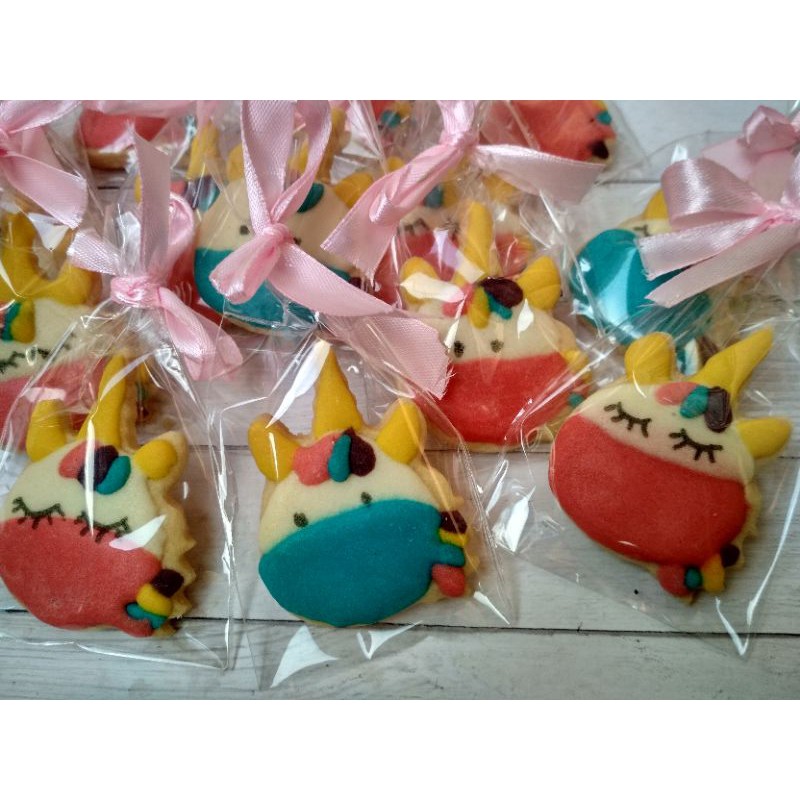 

Cookies hias kukis karakter tema unicorn kue kering