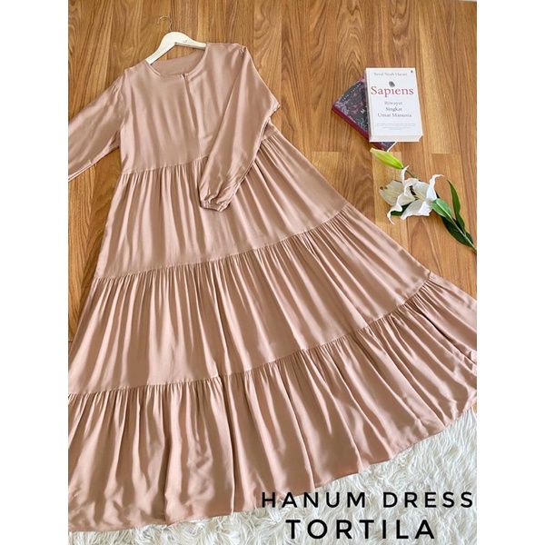 Hanum dress premium / dress polos / dress busui / gamis busui / dress rayon twill / dress hitam polos / BISACOD-TORTILA