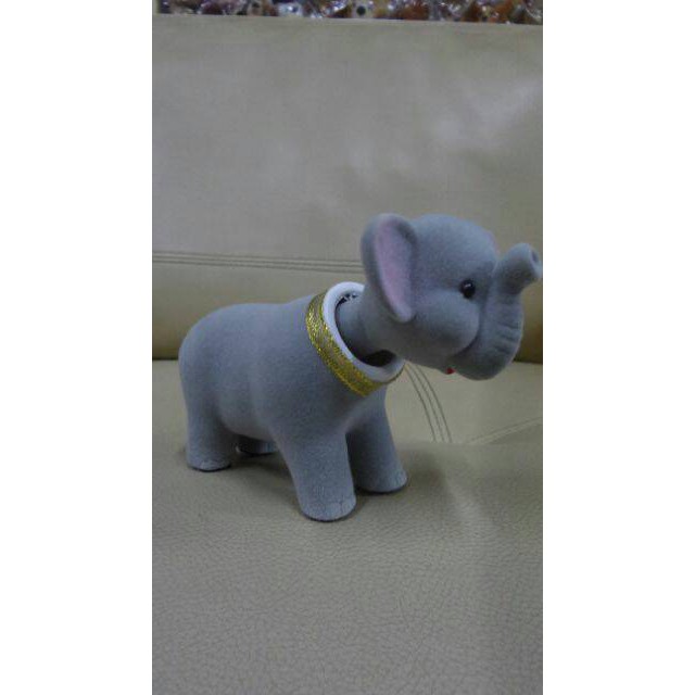 Jual mainan boneka pajangan mobil dashboard kepala goyang gajah Terlaris