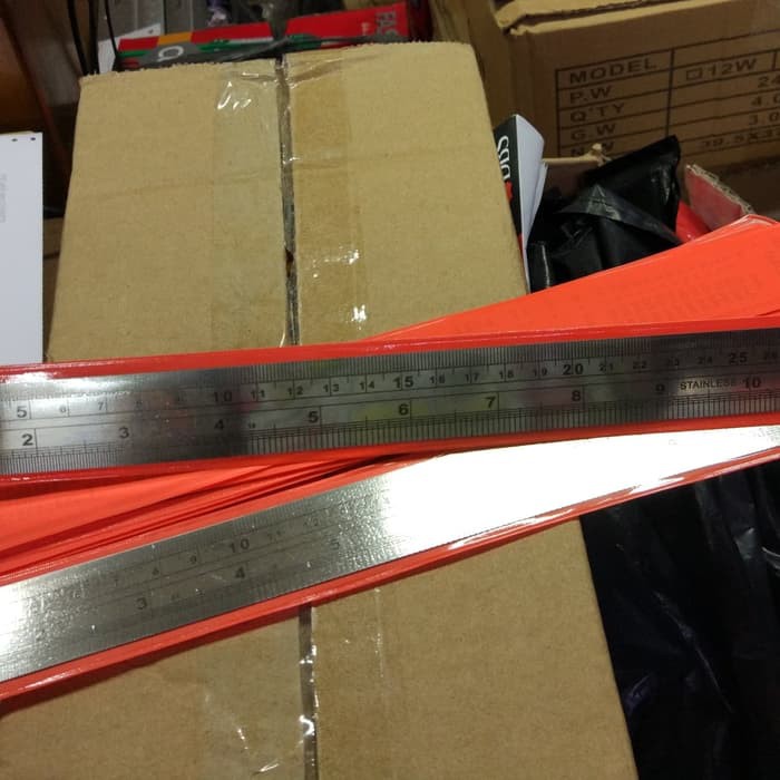 

TERBARU PENGGARIS BESI 30 CM