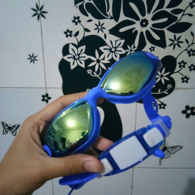 Kacamata Renang Speedo