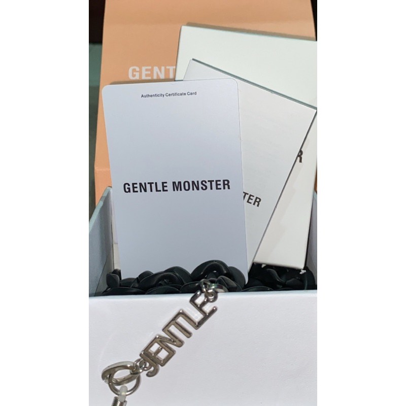 GENTLE MONSTER JENTLE HOME JENNIE JENNY BLACKPINK SUNGLASSES CHAIN NECKLACE (gantungan/tali kacamata