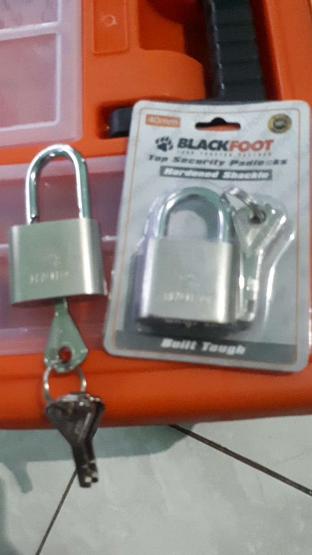 Blackfoot Gembok Leher Pendek 40mm