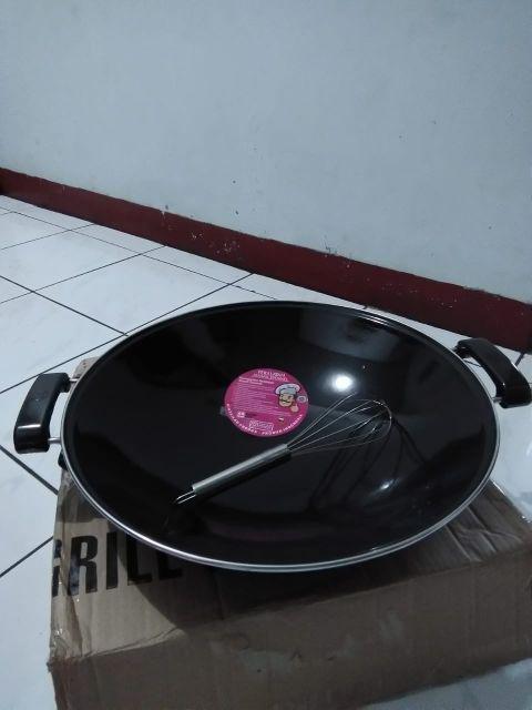 Pengocok Telur Stainless 20cm