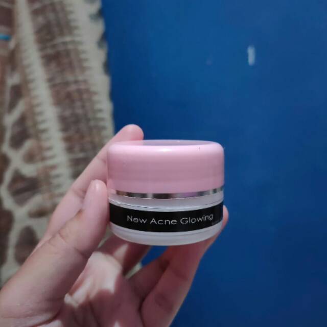 NEW ACNE GLOWING SKINCARE BYOUT BY NISA