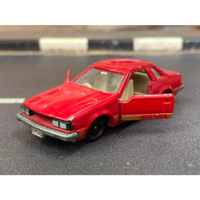 Vintage Tomica 6 Nissan Silvia 2000ZSE-X Made in Japan No Box Unit 1