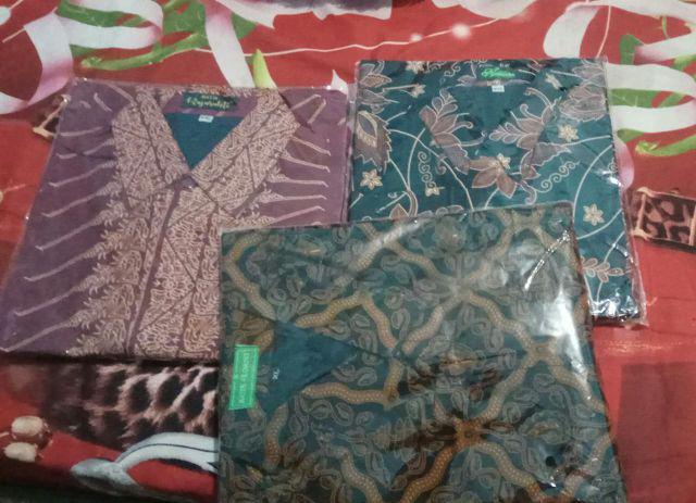 Batik Solo Bangsawan Merah Kemeja Pria Katun Halus Sragenan Full Furing