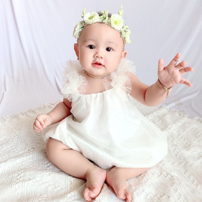 Jual Pretty Girl Daisy Baby Dress in White Shopee Indonesia