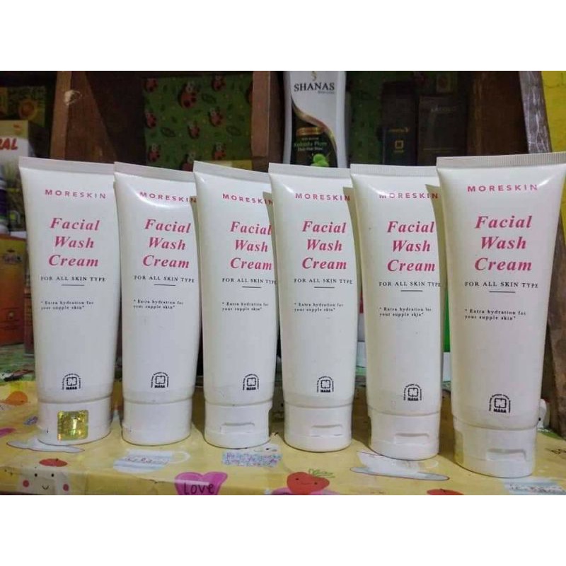 FACIAL WASH MORESKIN