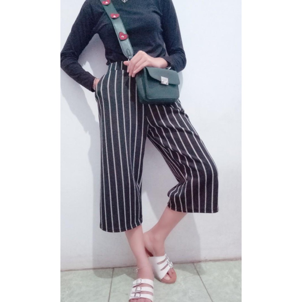 SALE !! CELANA KULOT PENDEK - kulot salur motif garis wanita