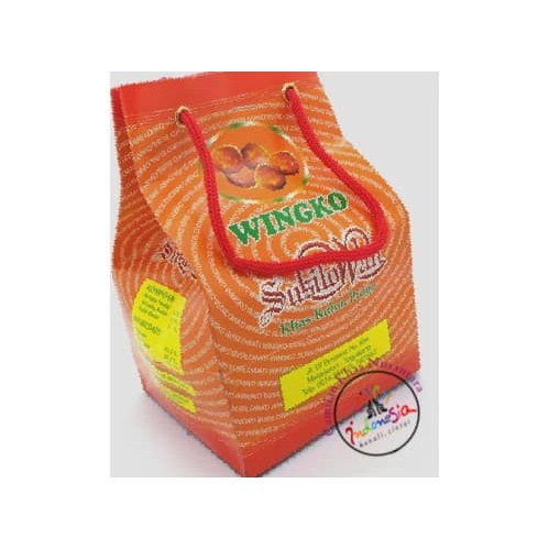 

Wingko Susilowati | Winko Susilo Wati Kelapa Muda Rasa Istimewa
