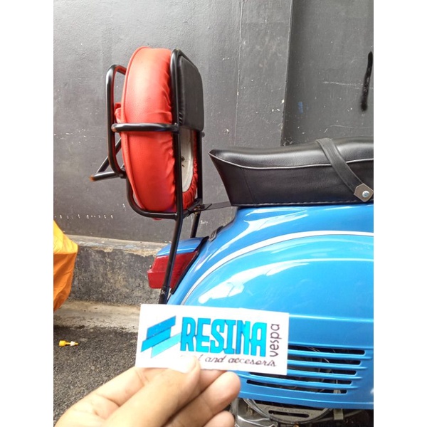 backrack 3 in 1 rak belakang 3 in 1 ban serep plat no Vespa PX PS exclusive super sprint hitam dan croom bagus