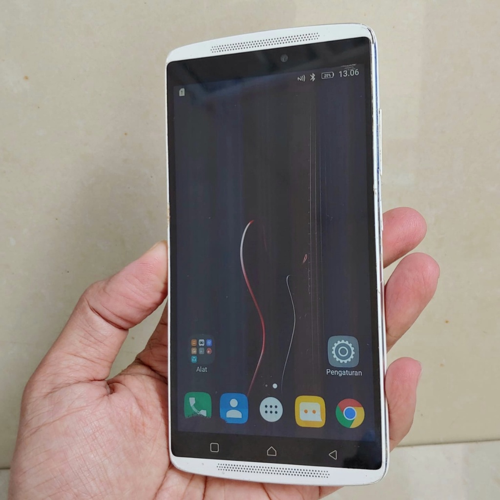 Ada Minus Lenovo Vibe K4 Note RAM 3GB NFC Dual Sim FingerPrint LTE 4G