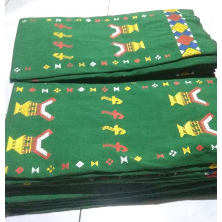 KAIN TENUN JEPARA KAIN PABINTIK KAIN EXPO KAIN SARITA KAIN BLANKET KAIN TORAJA KAIN PAMIRING BAJU TO