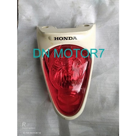 Cover Stoplamp Lampu Belakang Scoopy Fi Original Reflektor Lampu Belakang cover Lampu belakang Scoop