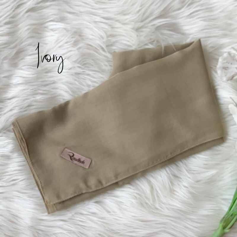 SEGIEMPAT PARIS PREMIUM BY RAUDHAH-Ivory