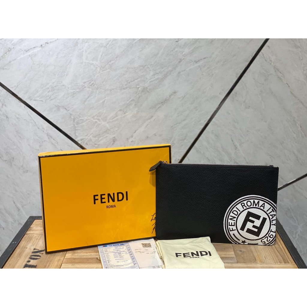 Clutch Fendi