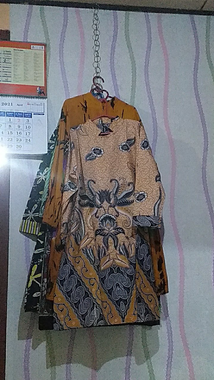 Maura Couple - Sania Ruffle Batik Couple Batik Sarimbit Mama Papa