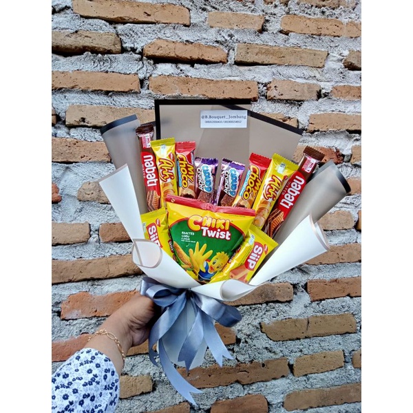 

buket Snack hadiah ultah wisuda murah