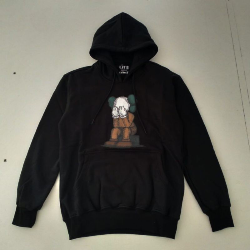 Hoodie Uniqlo x Kaws Murah