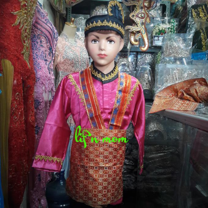 baju anak adat aceh saman perempuan L topi kipas nusantara