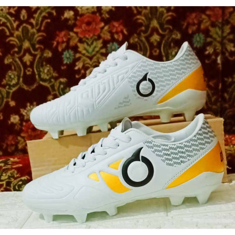 SEPATU BOLA ORTUS BBS JOGOSALA MURAH