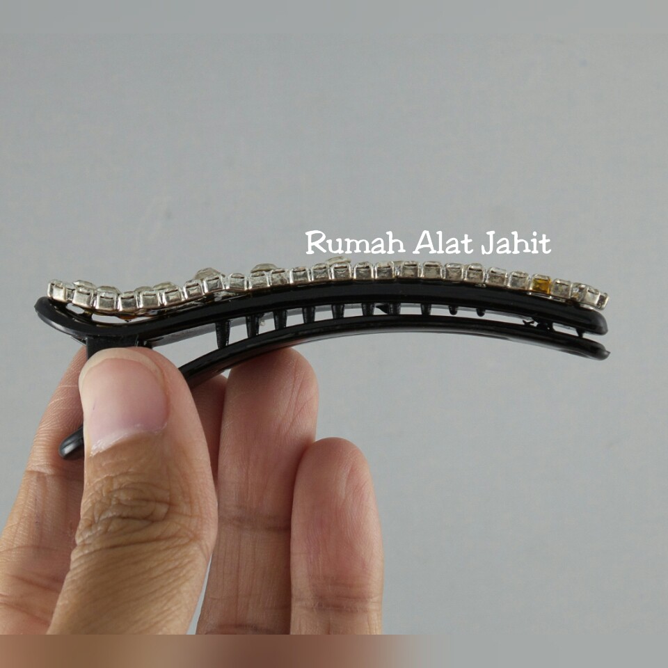 Jepit Rambut / Hair Clip Permata Baris Bulat 7.5cm (sepasang)