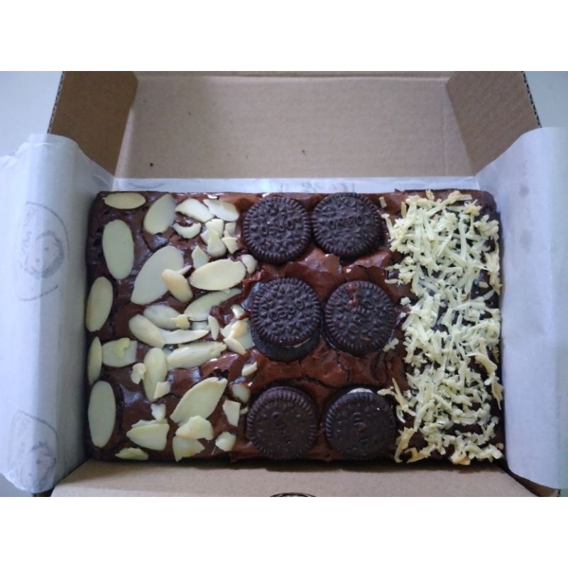 

Fudgy Brownies Small 15x10