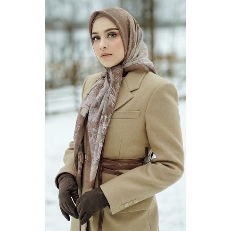 buttonscarves disney frozen wood