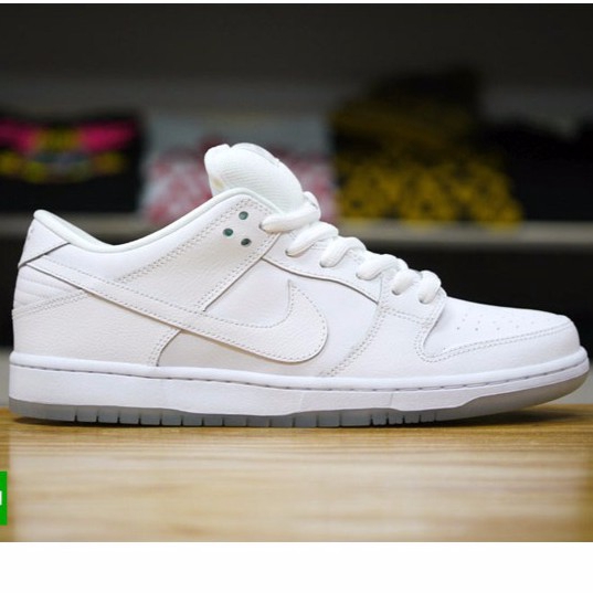 nike dunk low all white